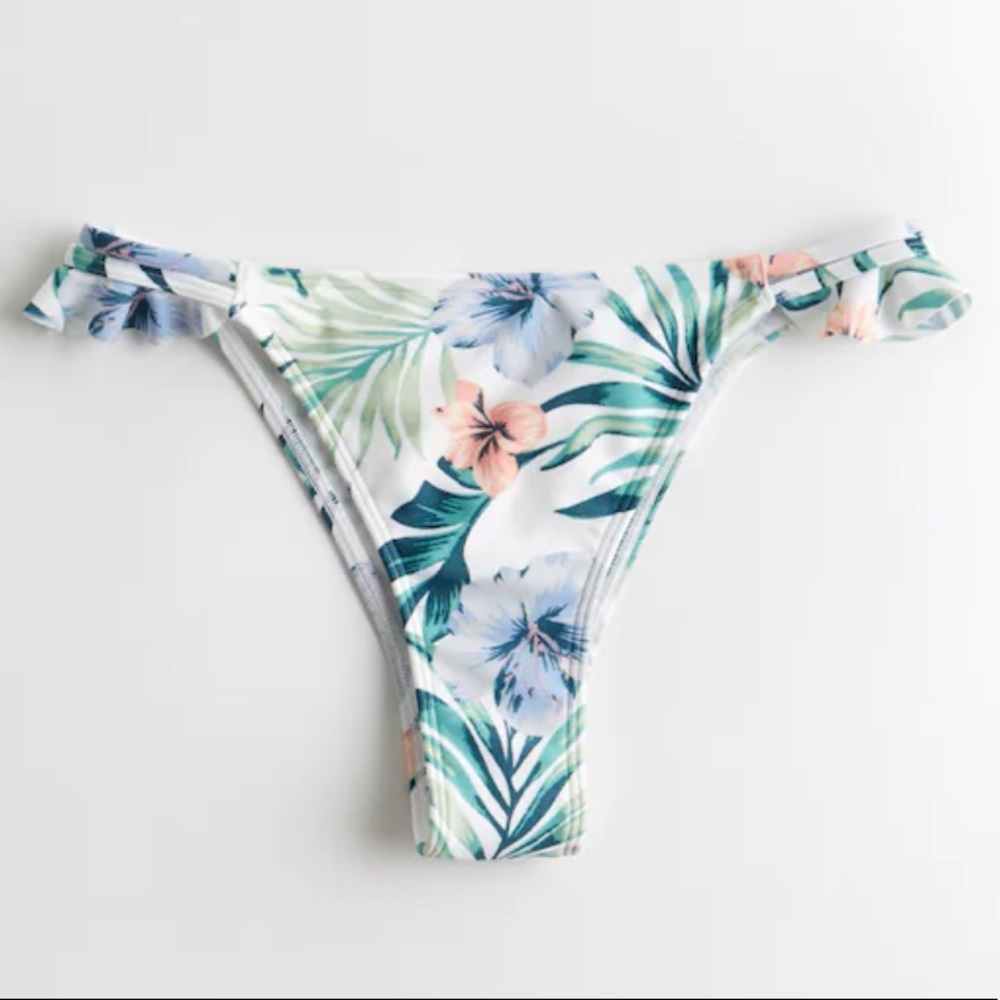 NWT Hollister swim bottom